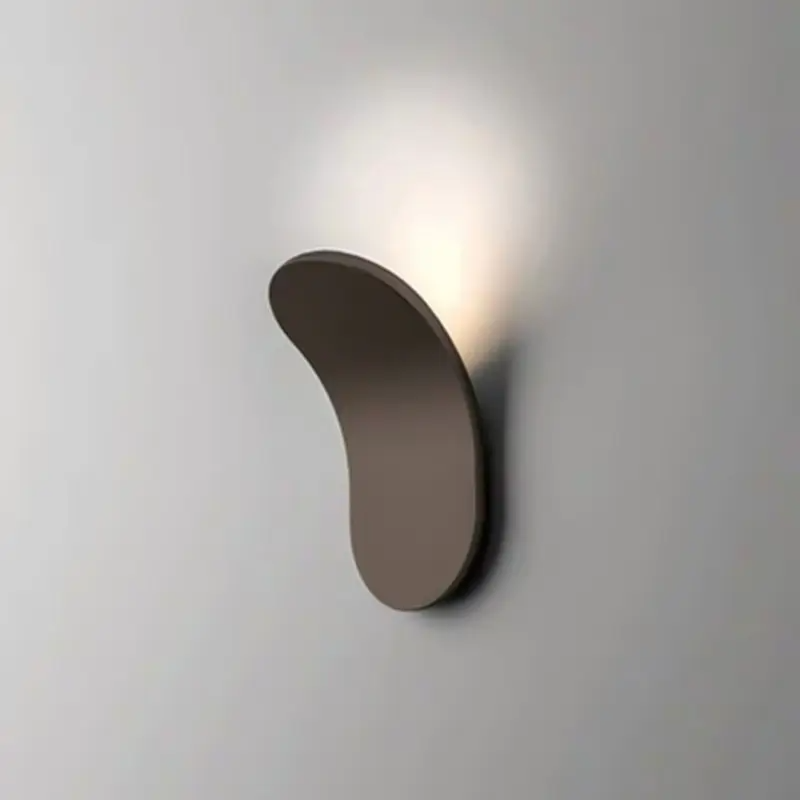 Minimal Wall Light